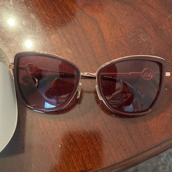 Like NEW Michael Kors Women's Sunglasses - Burgundy. Beautiful with style! - Picture 1 of 6